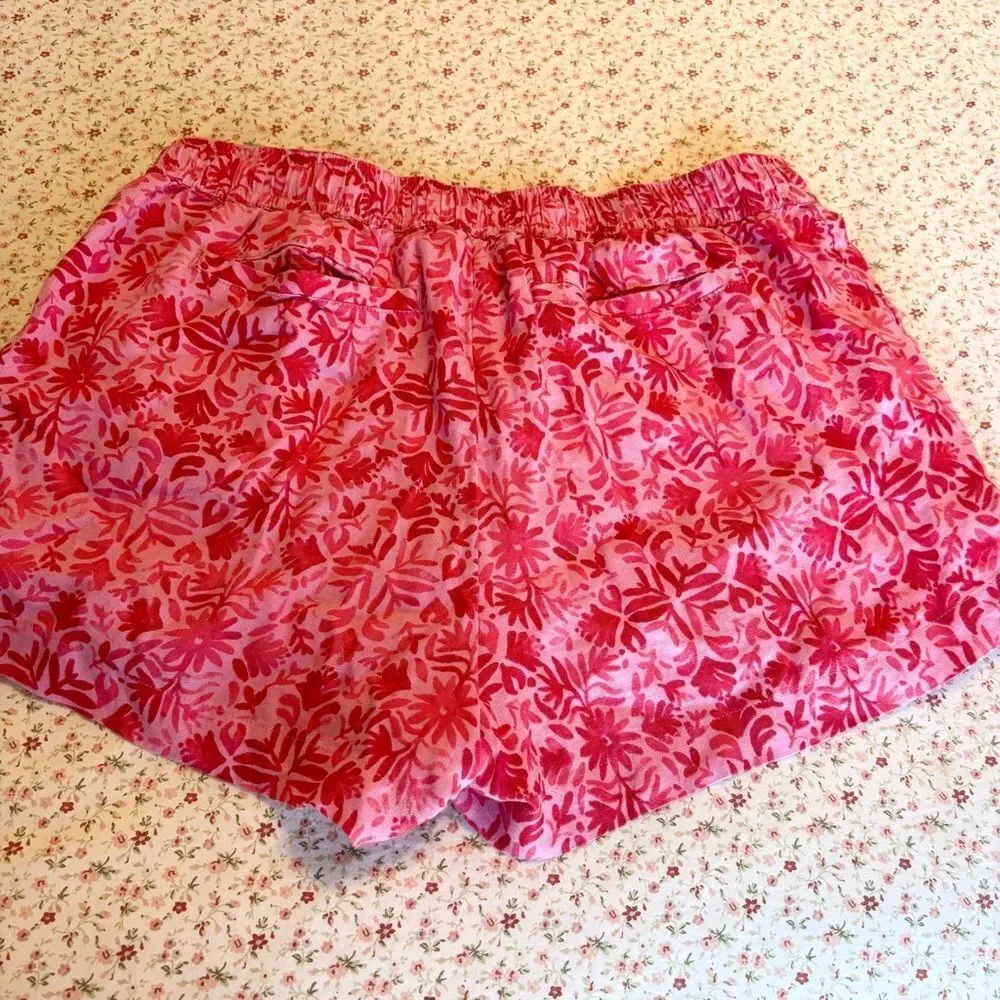 Vineyard Vines Red and Pink Floral Linen Shorts